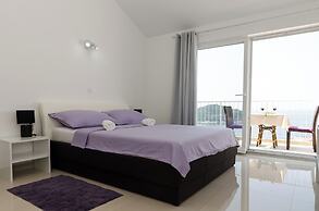 LUV Luxury Apartments