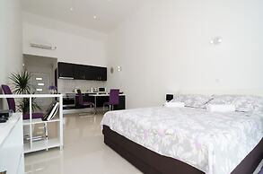 LUV Luxury Apartments
