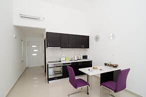 LUV Luxury Apartments