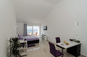 LUV Luxury Apartments