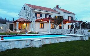 Villa Antonija