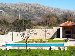 Villa Antonija