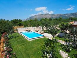Villa Antonija