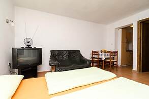 Apartments Lemeš