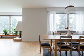 Spacious 3BR Apartment in Kaleva