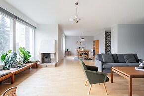 Spacious 3BR Apartment in Kaleva