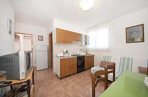 Apartments Mira