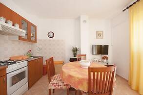 Apartments Mira
