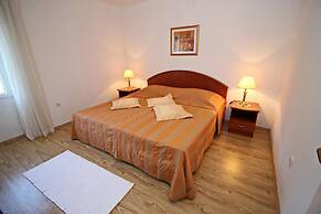 Apartment Lucija Vela Luka