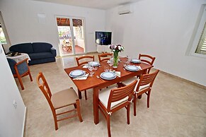 Apartment Lucija Vela Luka