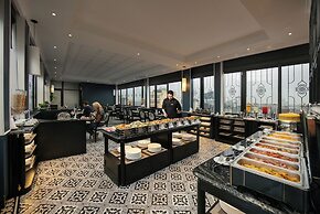 Hanoi Le Chateau Hotel & Spa