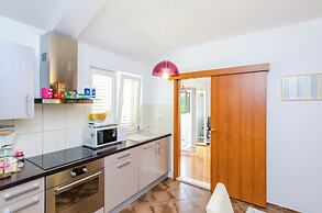 Ana Apartment