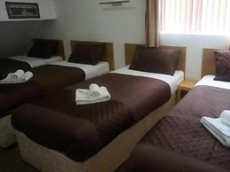 Cotswold Hotel