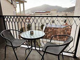 Viola Hotel Budva