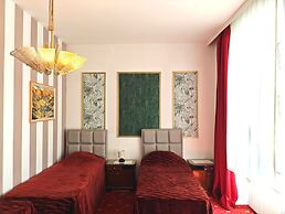 Hotel Viki