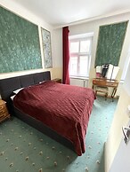 Hotel Viki