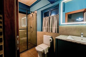 Kazak Club Hotel