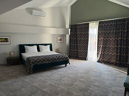 Kazak Club Hotel