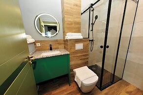 Kazak Club Hotel