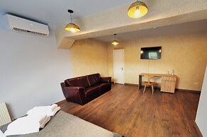 Kazak Club Hotel