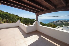 Villa Bambaska