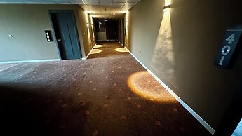 ESSE JOVEN HOTEL