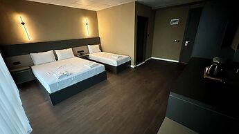 ESSE JOVEN HOTEL