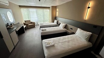 ESSE JOVEN HOTEL