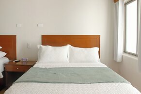 Costa Elegante Hotel & Suites