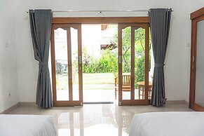 srinadi guest house