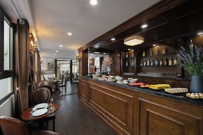 Trang Trang Luxury Hotel