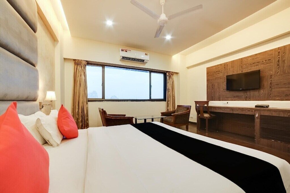 Waii International Hotel
