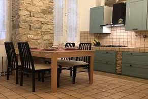 Caratteristico Appartamento In Centro