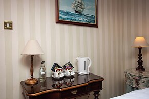 The Olde Ship Inn