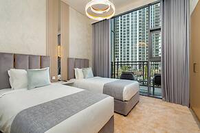 GLOBALSTAY. Creek Rise Tower 1 Elegant Apartment
