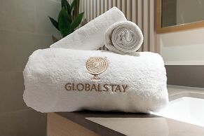 GLOBALSTAY. Creek Rise Tower 1 Elegant Apartment