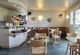 B&B Hotel Saclay