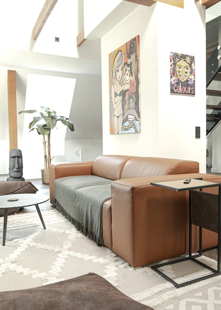 Aeronaut Suites powered by Pearl1