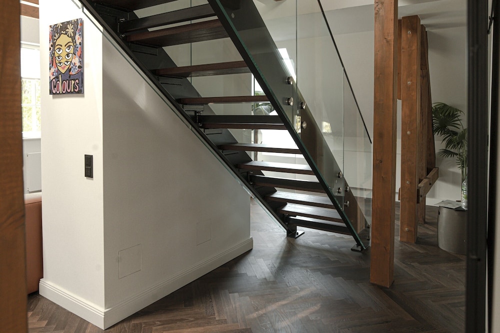Aeronaut Suites powered by Pearl1