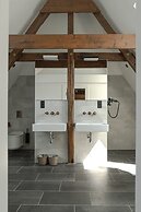 Aeronaut Suites powered by Pearl1