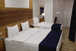 The Hera Platinum Hotel