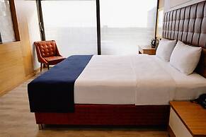 The Hera Platinum Hotel