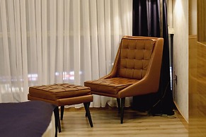 The Hera Platinum Hotel
