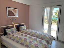 Villa Aliki