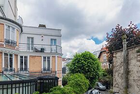 Paris Porte Maillot Design residence