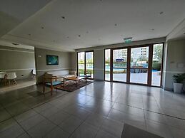 Oceana Suites Marina del Sol