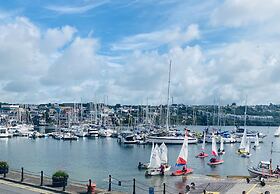 2 Bedroom Harbour View Apartment in Kinsale