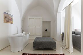 Bianca Fortezza by Wonderful Italy