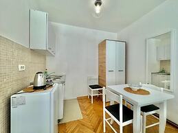 For-A Apartmani