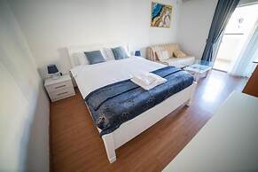 For-A Apartmani